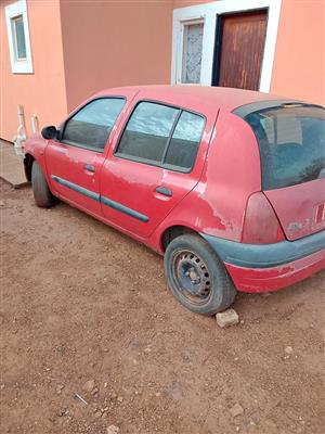 2000 Renault Clio 2000 1.4 ltr 