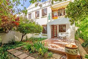 House For Sale in Lonehill