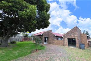 House For Sale in Minnebron