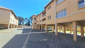 LOVELY 2 BEDROOM APARTNENT UP FOR GRABS