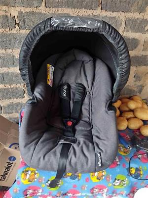 Infant car seat for sale like new