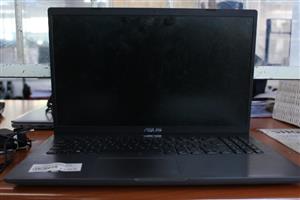 ASUS AMD A9-9425 RADE ON R5 8GB RAM 500GB HDD W/CHARGER (S067292A)