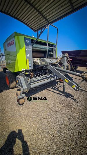 Claas 340 Baler