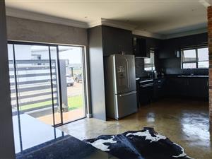 House For Sale in Summer Place Estate