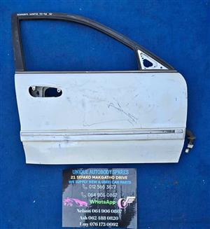 Hyundai Sonata Right Front Door