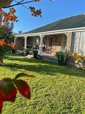 FOR SALE - CATHCART, EASTERN CAPE  COUNTRY LIVING AT ITS BEST