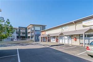 Gregory Park | 105 m² Commercial Unit to Let