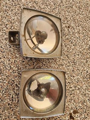 Yankee Square spot lights