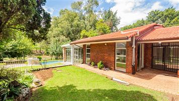 House For Sale in Paulshof