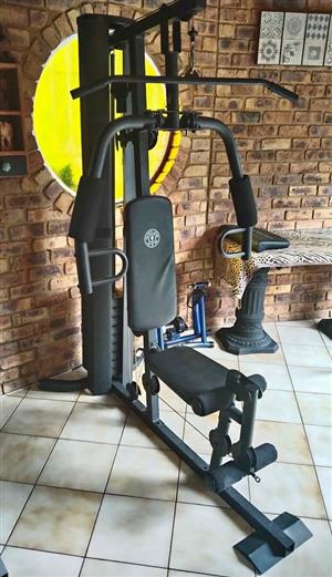 Gold's Home Gym