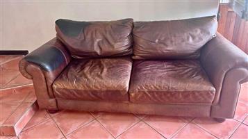 Rochester 2-3 seater leather couch