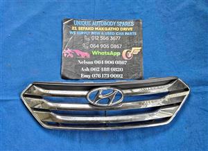 Hyundai Santa Fe Main Front Bumper Grill