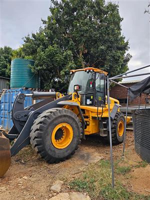 2015 JCB 456ZX FRONT END LOADER