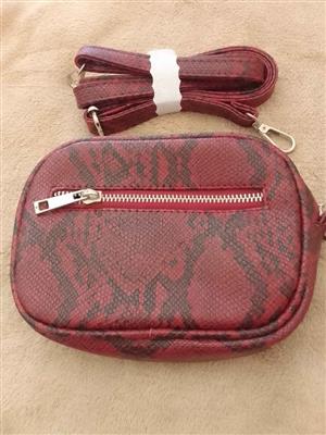 Bag maroon