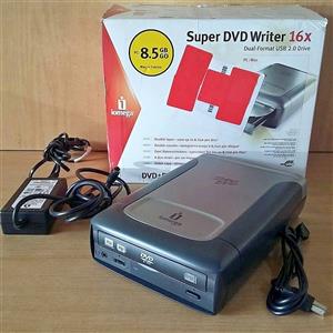 Iomega super DVD writer 16x. 