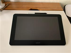Wacom One 13" Creative Pen-Display/Drawing Tablet For Sale