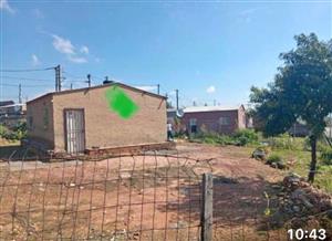DURBAN DEEP HOUSE IN THE EXTENSION OF BRAAMFISHER FOR SALE