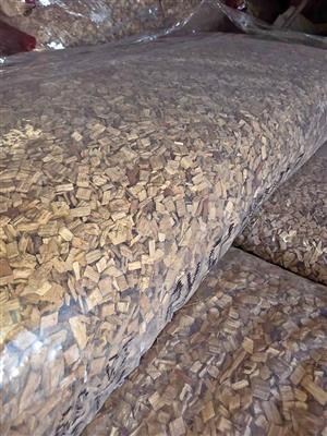 Smoke chips, beechwood and oak