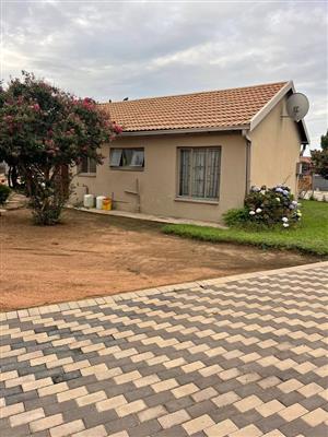 BLOCK GG SOSHANGUVE HOUSE FOR RENTAL