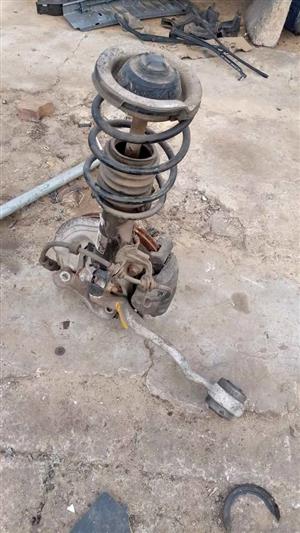 E90 320i Shock & Hub (L) BMW