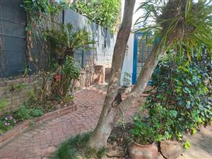 WEMBLEY - 1 BEDROOM GARDEN COTTAGE TO LET