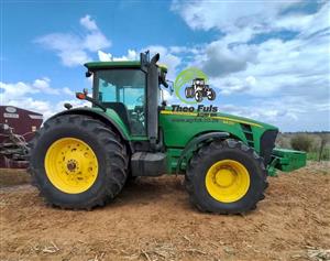 2009 John Deere 8430