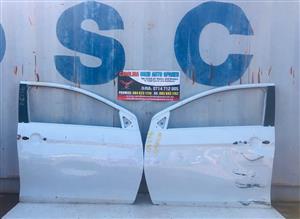 Suzuki Ciaz left and