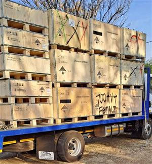 Shipping Crates Over 40 sizes & Plastic Pallets