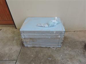 Steel shelving plates ,bolt & nuts and cornerplatess