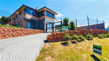 House For Sale in Island View