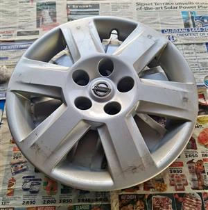 NISSAN QASHQAI WHEEL CAPS X 3