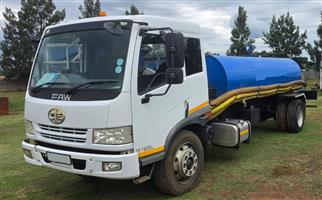 Honey Sucker Tanker Truck for Sale. FAW 15.180FL 2021 Model