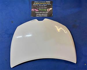 Renault Clio 4 Bonnet Hood
