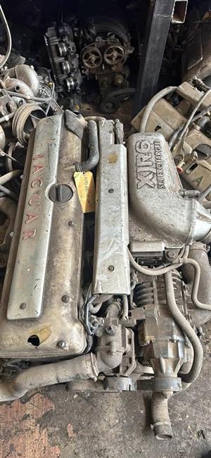 Jaguar 4.0 Supercharged Engine