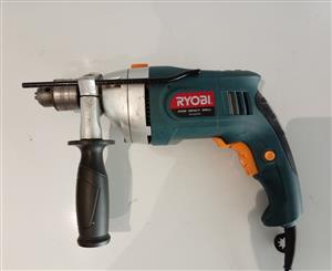 850 W Ryobi impact drill. Hardly used. In excellent condition.