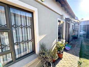 Modern 3-Bedroom Home with No Loadshedding and Pet-Friendly Garden for sale in Terra Nova Trichardt