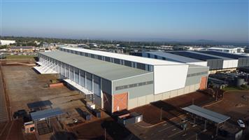 Warehouse to let in Louwlardia