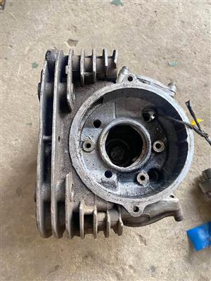 Yamaha XT 250 cylinder head