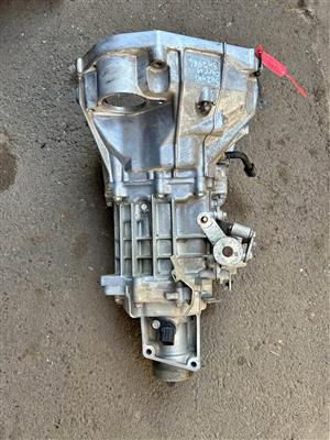 2017 Suzuki super carry gearbox for sale @Circle 7 used parts call or WhatsApp