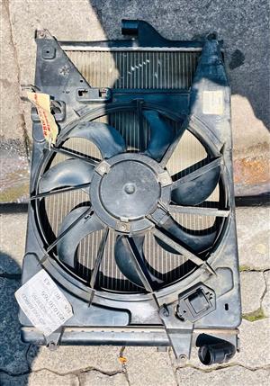 Nissan NP200 radiator set