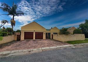 House For Sale in Heather Park