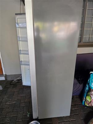Double Door Hisense Fridge