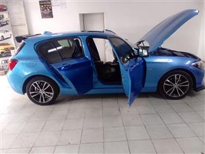 2018 BMW 118i BLUE LEATHER INTERIOR FULL SERVICE HISTORY SUNROOF REVERSE CAMERA REVERSE SENSOR BACK