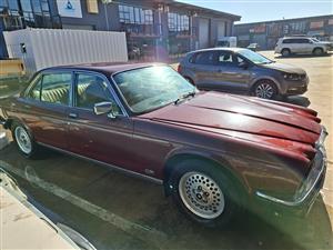 Jaguar (XJ6) stripping for spares