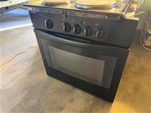 Indesit Oven and hob in good working condition