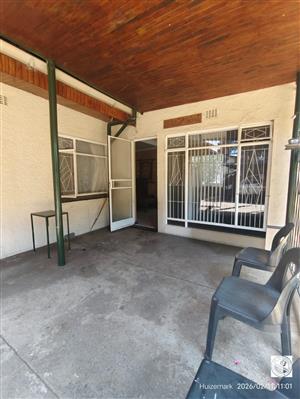 !Bargain Home Alert!