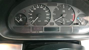 Bmw e46 320d cluster R900