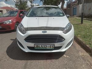2016 Ford fiesta 