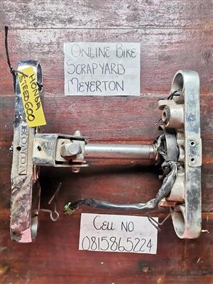 Honda Steed yokes. Online bike Scrapyard new and secondhand spares and accessories and workshop.