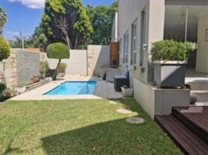 Cluster For Sale in Sandown